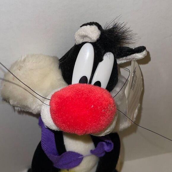 Vintage Looney Tunes 13” Slyvester the Cat Plush holding a baby chick NWT - Picture 2 of 12